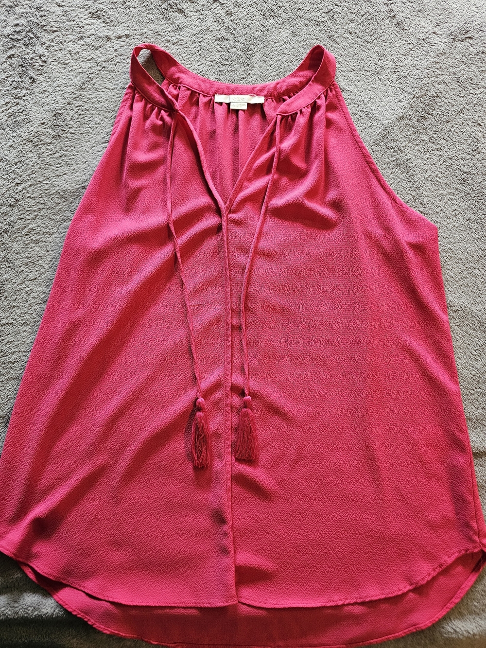 Sleeveless Tassel Tie Camisole in Hot Pink